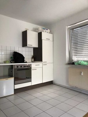 Moderne und helle 2-Zimmer-Wohnung mit Balkon - ab 15.01.2025 bezugsfrei