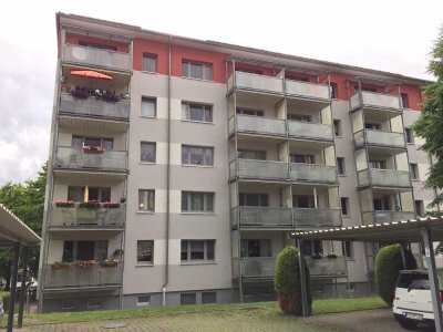 Schöne 1-Zimmer Wohnung mit Balkon und Singleküche zu vermieten!