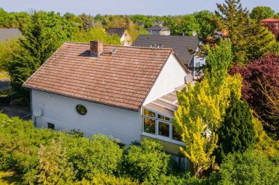 Einfamilienhaus in Fredersdorf - Mit Wintergarten, Einbauküche, Pool, Garten, opt. Einliegerwohnung