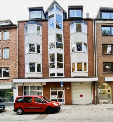 Zentrale, bezugsfreie 2-Zimmer-Whg. mit Balkon u. Stellplatz // Königsweg, Kiel, nahe Sophienhof