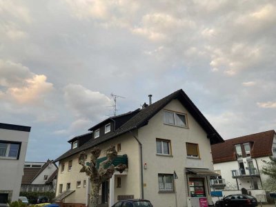 Stilvolle 3-Raum-Wohnung mit Balkon und Einbauküche in Mörfelden-Walldorf