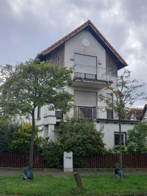 Schönes 5,5-Zimmer-Reihenendhaus mit gehobener Innenausstattung in Köln - Esch Esch/Auweiler