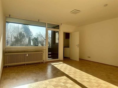 Helle 1-Zimmerwohnung in Bahnhofsnähe mit EBK und Balkon!