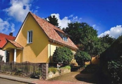 Top saniertes Einfamilienhaus in ruhiger Lage von Schauenburg-Hoof