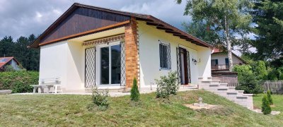 Schöner Bungalow mit einem Zimmer und Küche in Weinitzen