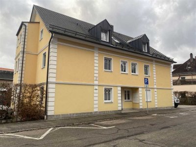 „ZENTRAL UND NACHHALTIG WOHNEN“
NEUWERTIGE 3-ZIMMER-WOHNUNG MIT BALKON IN 85435 ERDING