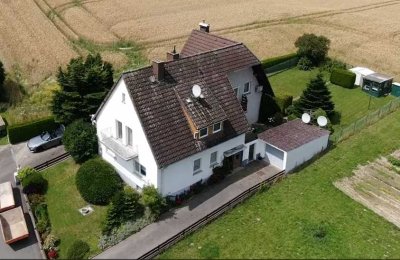 Idyllisch und naturnah - Zweifamilienhaus in Gellersen