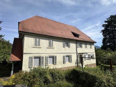 Mehrfamilienhaus in guter Lage mit viel Potential und Denkmalschutz