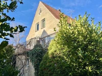 EIN-BIS ZWEIFAMILIENHAUS IN HANNOVER-KIRCHRODE