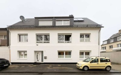 Attraktive und modernisierte 3-Raum-Dachgeschosswohnung mit gehobener Innenausstattung in Oberhausen