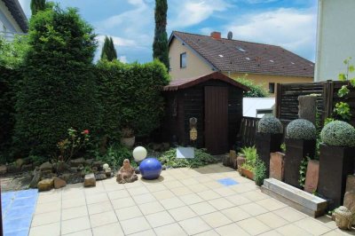 Ihr neues Eigenheim für die junge Familie mit Garten und Garage!!