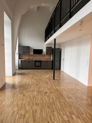 Exklusive Loft Wohnung im Türmchengebäude (WE20)