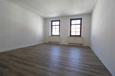 Einraumwohnung mit kleinem Balkon