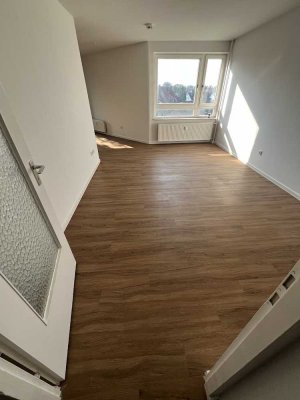 sonnige 3 Zi.-Wohnung mit Balkon