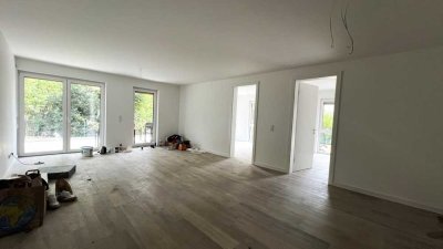 NEUBAU - 4,5-Zimmer Erdgeschosswohnung im Innenhof mit großer Terrasse inkl. Einbauküche