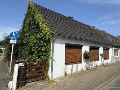 Sanierungsbedürftiges Endhaus in zentraler Lage