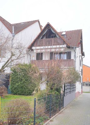 Groß-Zimmern.Ortskern.2 ZKB. Sonnenbalkon.Tageslichtbad