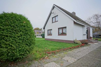 Volksbank Immobilien: Einfamilienhaus auf großzügigem Grundstück in Schiffdorf-Sellstedt!