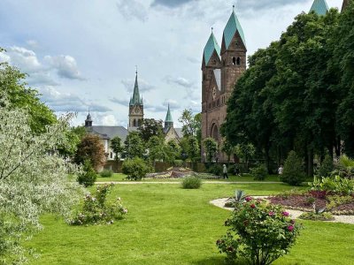 Provisionsfrei! Beste Lage - EFH mit sehr großem Grundstück im Hardtwald Bad Homburg v. d. H.