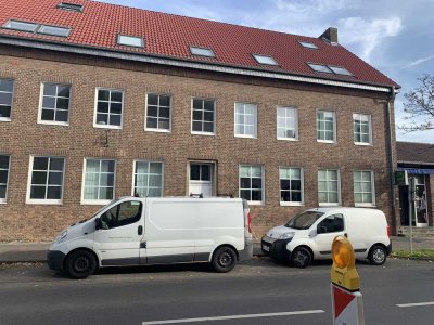 Attraktive, sanierte 4-Zimmer-Wohnung mit gehobener Innenausstattung in Willich