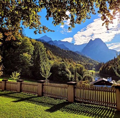 Terrassen-Wohnung in exklusiver Lage mit 1A Berg- und Seeblick (Riessersee)