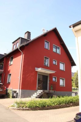 Wörmann-Angebot: Exclusive Erdgeschosswohnung mit Balkon, Garage, Garten