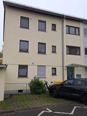 3-Zi Wohnung mit Südbalkon