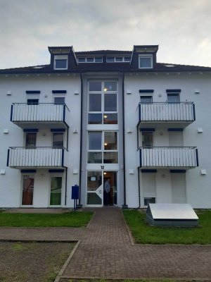 3-Zi-OG-Wohnung, EBK, Balkone, TG-Stellplatz, frei ab 12-24