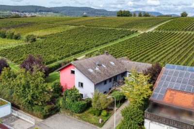 Niederhorbach: Ruhiges Wohnen mit schöner Aussicht und großer Einliegerwohnung