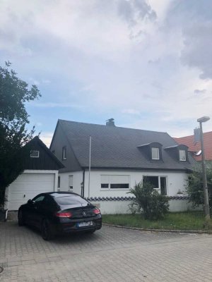 7 Zimmer Einfamilienhaus am Donauufer, Schwabelweis