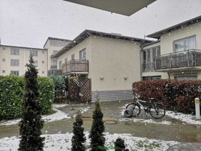 Kurzfristig bezugsfrei : ruhige Erdgeschosswohnung mit kleiner Terrasse