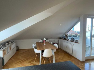 Penthouse Wohnung im Westend - Ideal für Paare oder Einzelnutzer