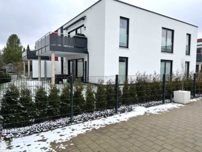 Exklusive Neubau 3-Zimmer Wohnung mit Garten