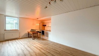 Wohlfühlen in Essen-Burgaltendorf: Renovierte und moderne ca. 35 m² Apartement mit Einbauküche!