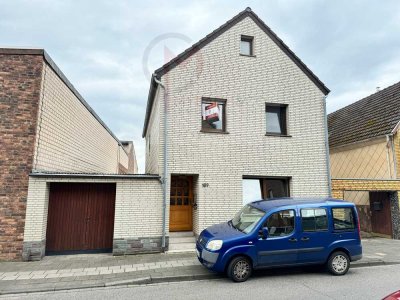 Gepflegtes Einfamilienhaus mit Garage in Düren - Derichsweiler!