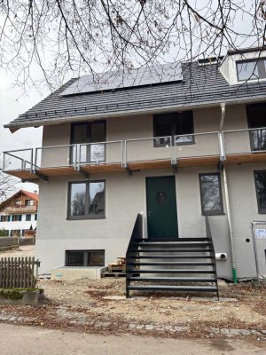 Erstbezug: Geräumiges, geschmackvolles 6-Raum-Mehrfamilienhaus mit geh. Innenausstattung