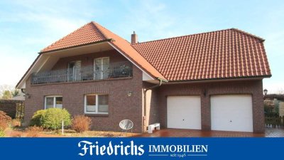 Einfamilienhaus m. vermieteter Einliegerwhg. u. Doppelgarage in Friesoythe/Altenoythe - ruhige Lage