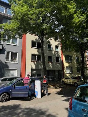 #TOP! - 4 x ETW-Kapitalanlage-Paket - Mehrfamilienhaus + Garage in der Nähe der Uniklinik Essen