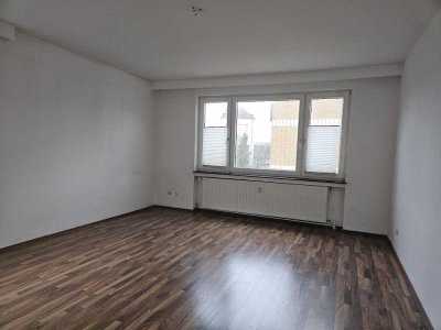 Renovierungsarbeiten im Gange - Ihr neues Zuhause nimmt Gestalt an - 2-Zimmer-Wohnung in Mitte-Süd!