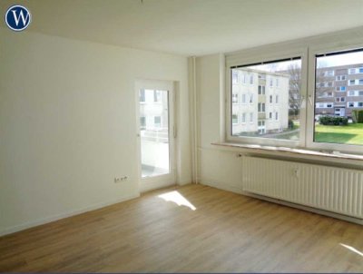 Freundliche 4-Zimmerwohnung im 1. Stock mit Balkon in Bielefeld – Nachmieter gesucht zum 01.04.2025