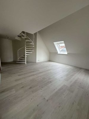 Exklusive 2-Raum-Maisonette-Wohnung mit Loggia in Filderstadt