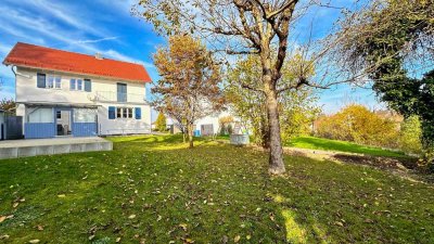 MIT SPROSSENFENSTER! Charmant saniertes Einfamilienhaus mit zauberhafter Atmosphäre