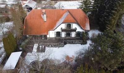 Traumhaftes Einfamilienhaus mit Alpenblick und großem Garten