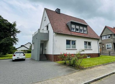 Zweifamilienhaus mit zwei Wohneinheiten zur Selbstnutzung oder Vermietung