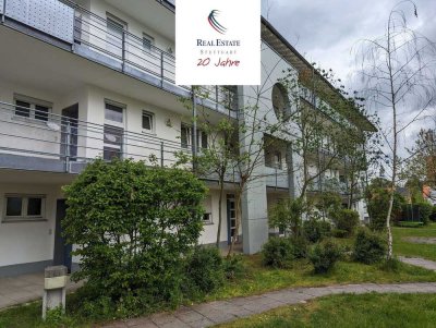 2 Zi.-Wohnung im 3. OG mit Balkon und ausbaufähigem DG. Provisionsfrei!