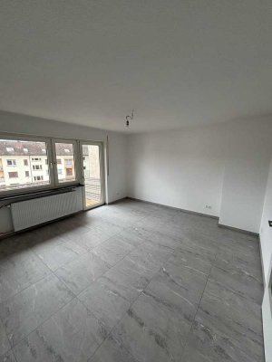 Große 1-Zimmer-Wohnung in KL-Ost