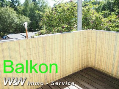 3 Zimmer Wohnung mit Balkon und tollen Laminat