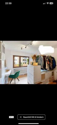 Exklusive, modernisierte 3-Zimmer-Wohnung mit Balkon und Einbauküche in Ditzingen