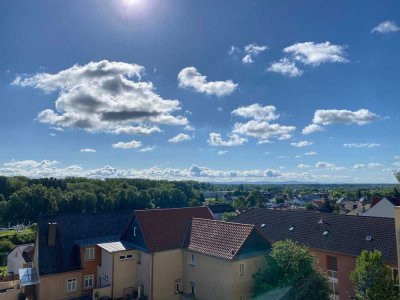 Traumhafte ETW mit überdachten Balkon mit Blick über Oppenheim