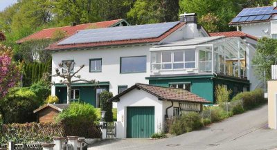 Einfamilienhaus mit Einliegerwohnung in Bad Endorf - ruhige und sonnige Lage -